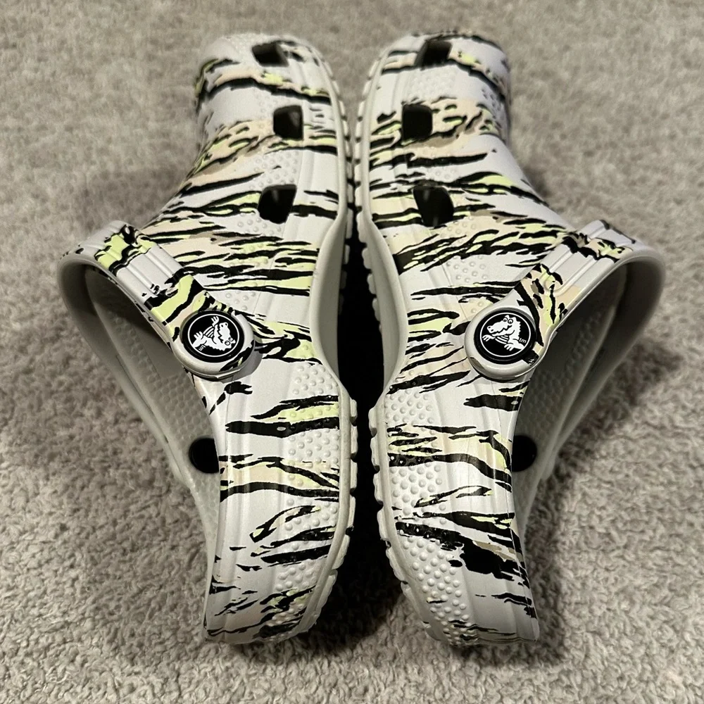 CROCS Kids Water Shoes with Black and Green Design